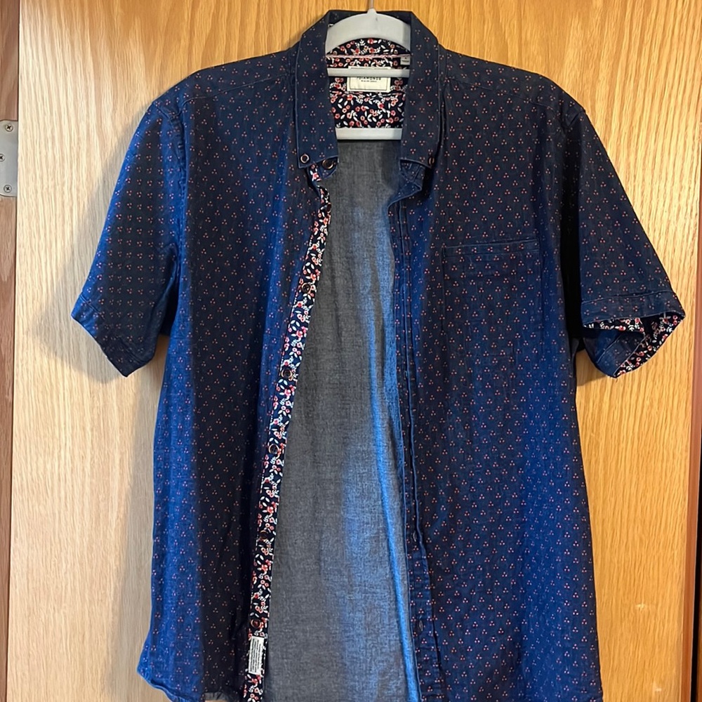 7 Diamonds Navy Shirt-Sleeve Button Down - Size L